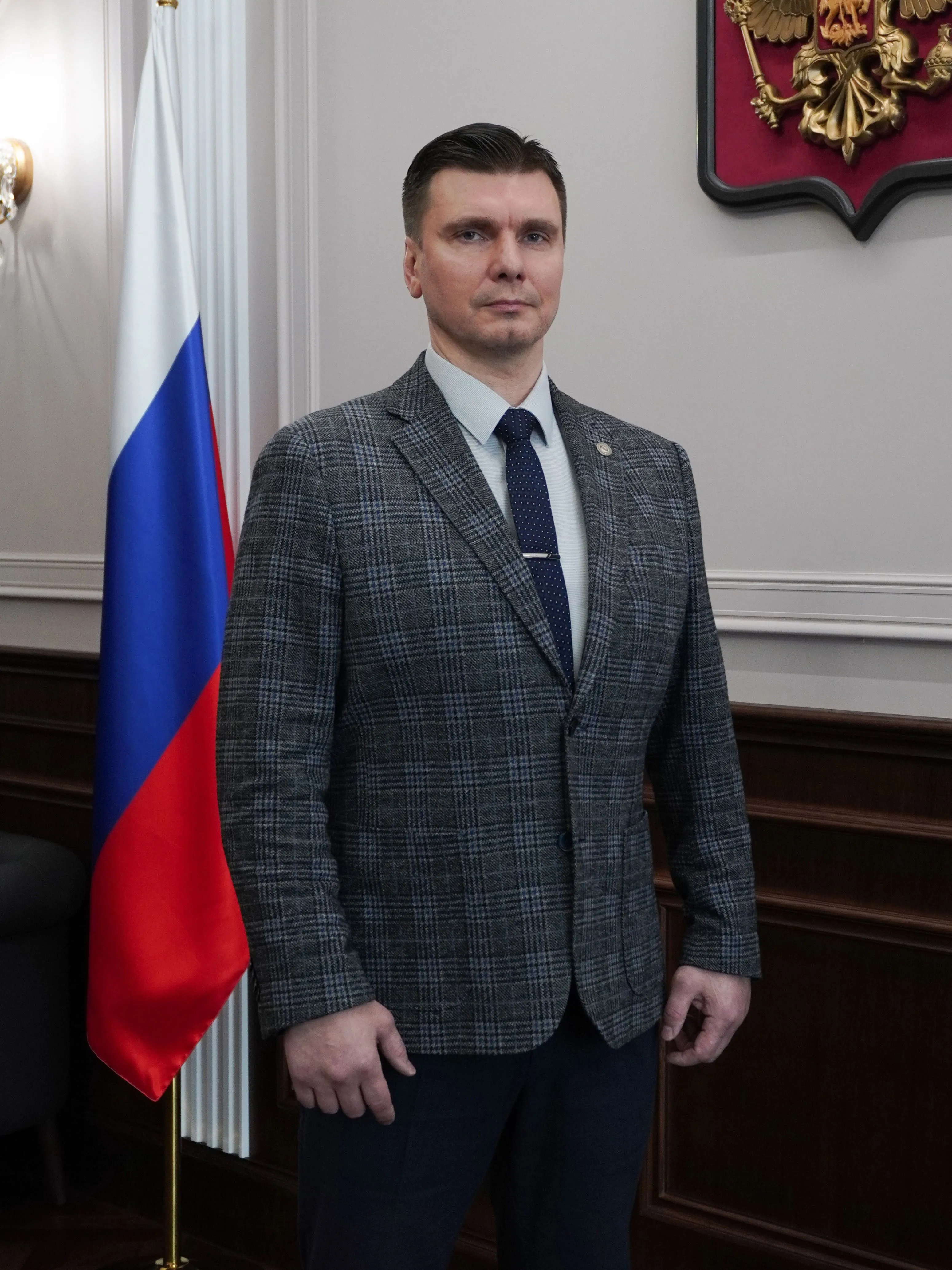 Владимир Любровских