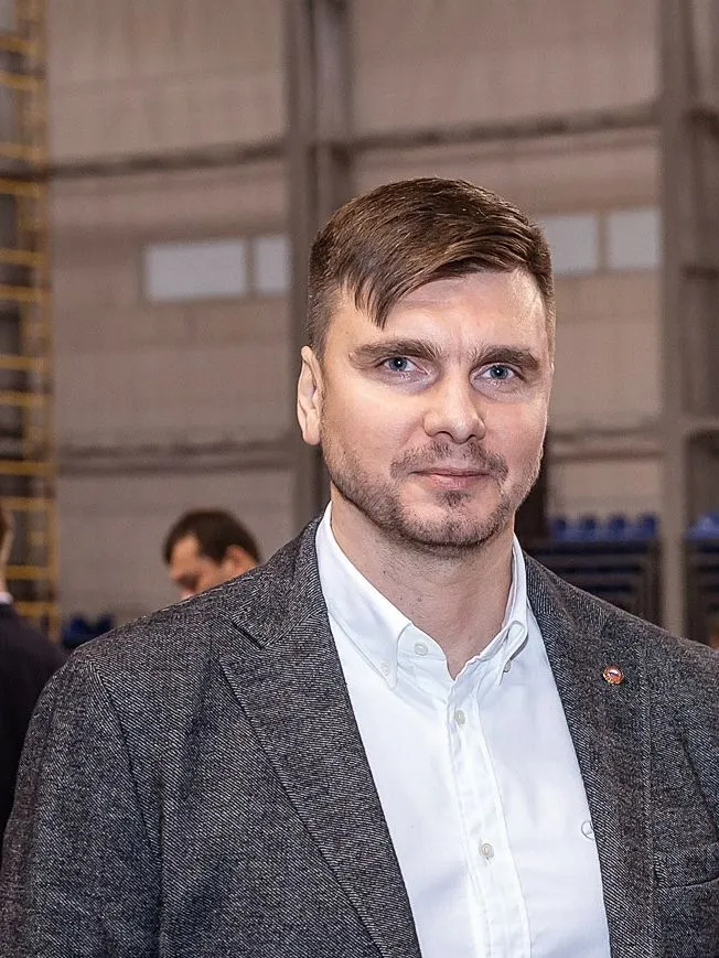 Владимир Любровских